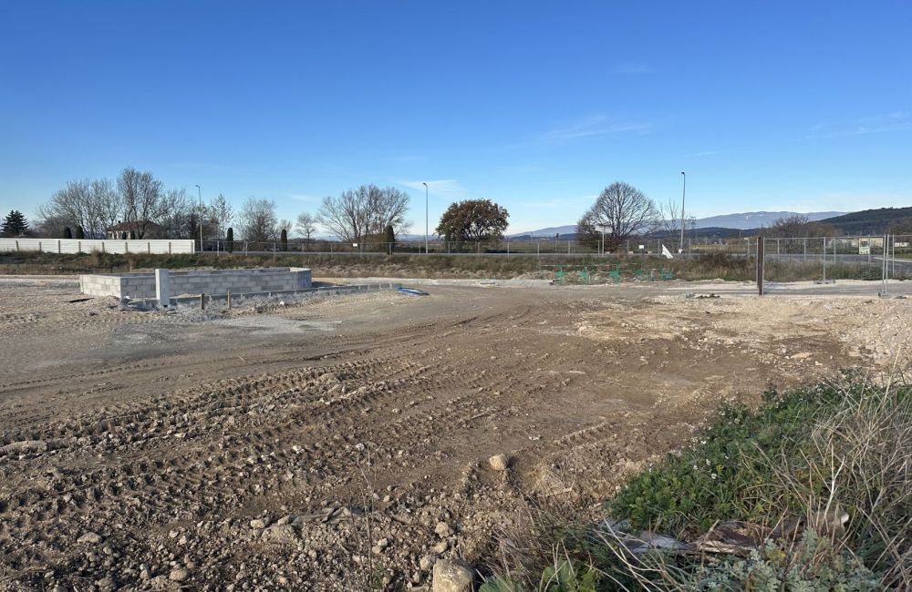Vente terrain + maison PEYROLLES-EN-PROVENCE Bouches-du-Rhône