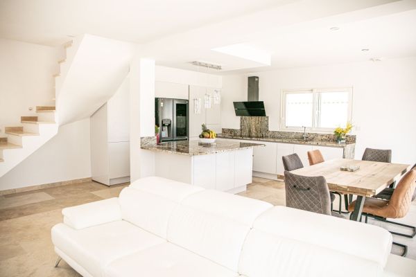 Vente terrain + maison MAILLANE Bouches-du-Rhône