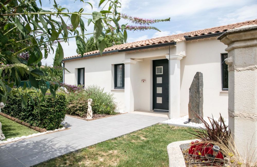 Vente terrain + maison EYRAGUES Bouches-du-Rhône