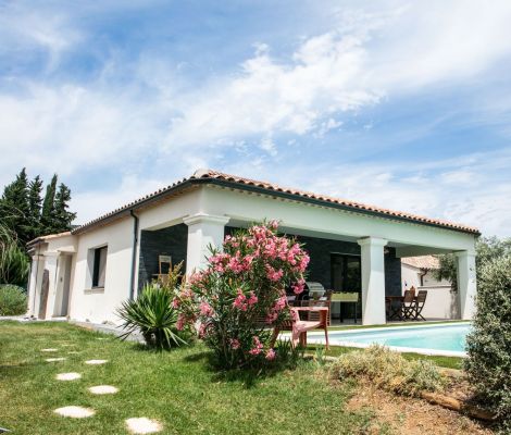 Vente terrain + maison EYRAGUES Bouches-du-Rhône