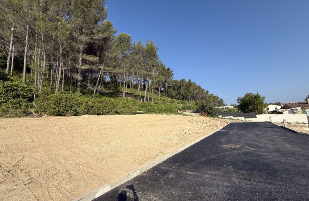 Vente terrain + maison GARDANNE Bouches-du-Rhône