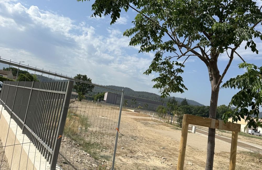 Vente terrain + maison PEYROLLES-EN-PROVENCE Bouches-du-Rhône