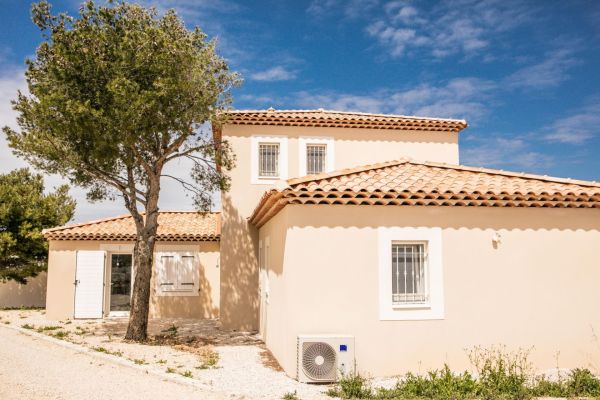 Vente terrain + maison EYGUIERES Bouches-du-Rhône
