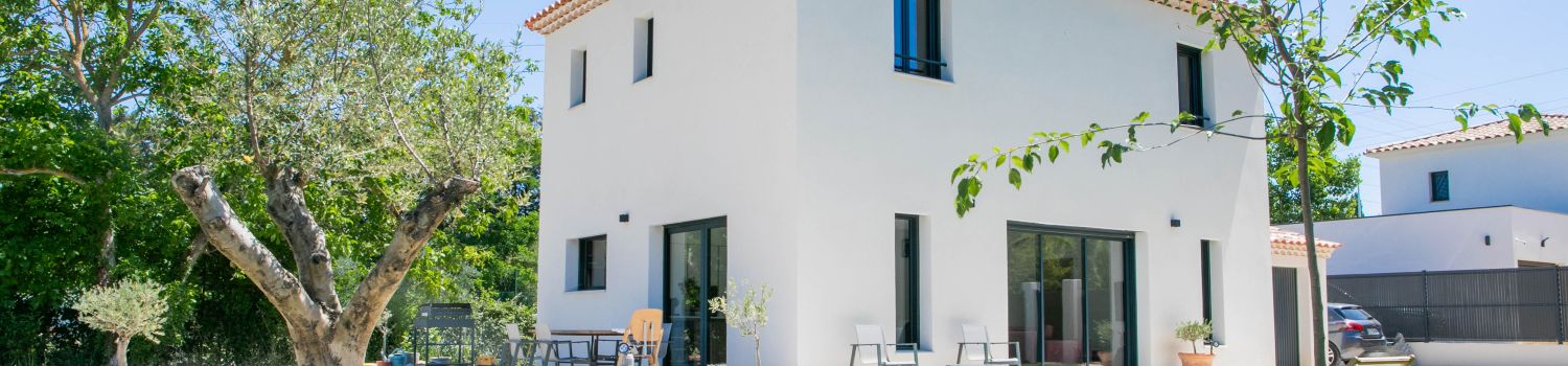 Villa contemporaine à étage