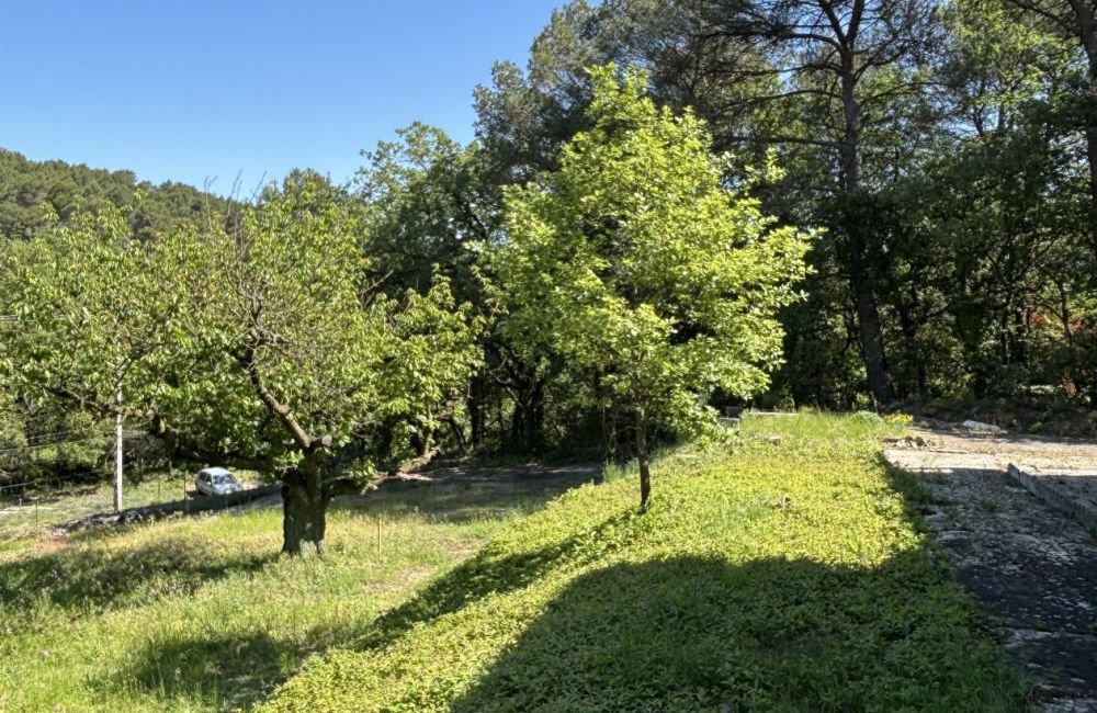 Vente terrain LA ROQUE-D'ANTHERON Bouches-du-Rhône