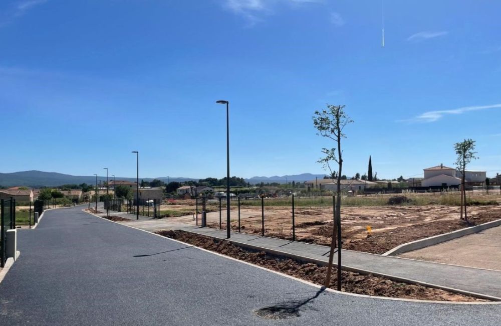 Vente terrain + maison POURRIERES Var