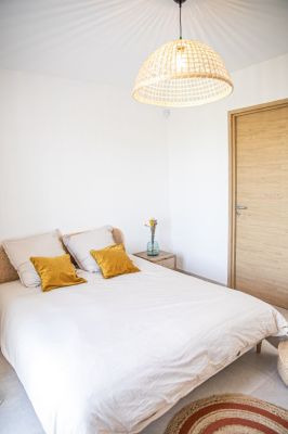 Vente terrain + maison MAILLANE Bouches-du-Rhône