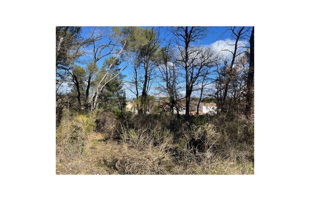Vente terrain GREASQUE Bouches-du-Rhône