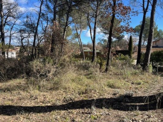 Vente terrain GREASQUE Bouches-du-Rhône