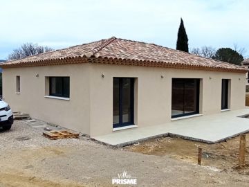 LIVRAISON  dans le (83) 🏡✨
Une nouvelle maison livrée en mars 2026 pour des clients satisfaits 🤍

📐 113 m²
🛏️ 3 chambres
🚗 Garage
☀️ Terrasse
⏱️ Chantier...