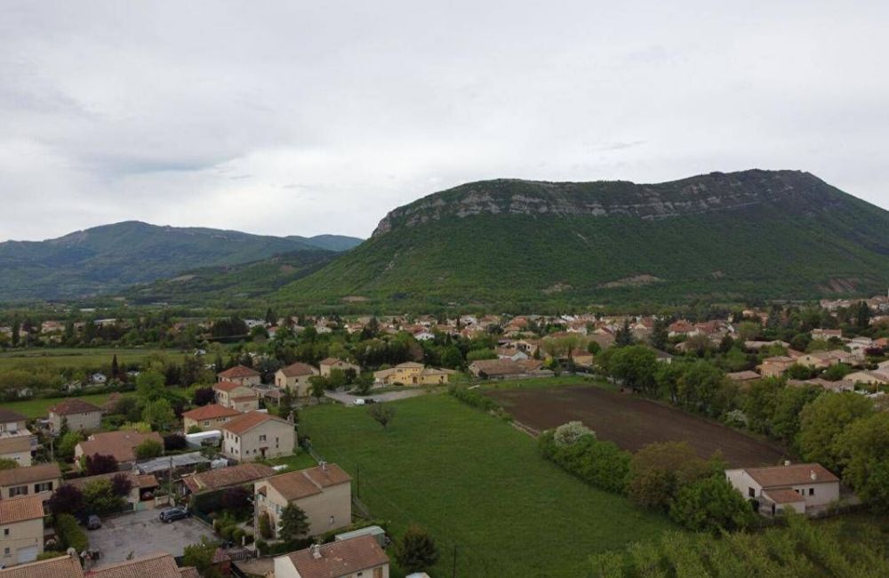 Vente terrain + maison LARAGNE-MONTEGLIN Hautes-Alpes