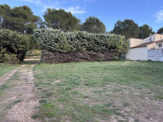 Vente terrain FONTVIEILLE Bouches-du-Rhône