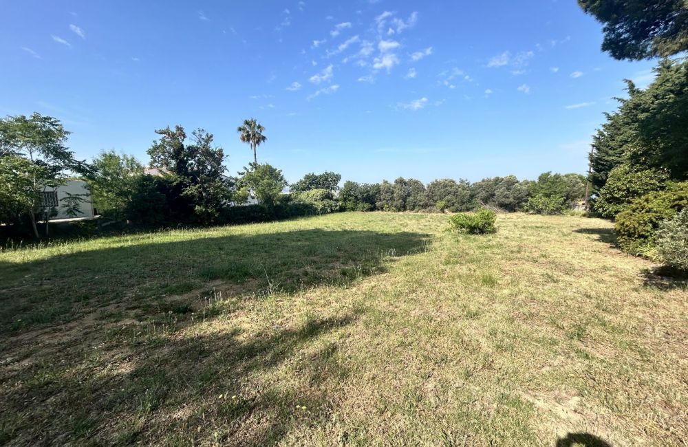 Vente terrain + maison VITROLLES Bouches-du-Rhône