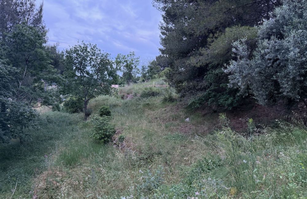 Vente terrain + maison ROQUEVAIRE Bouches-du-Rhône
