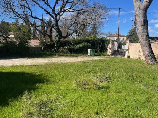 Vente terrain AIX-EN-PROVENCE Bouches-du-Rhône