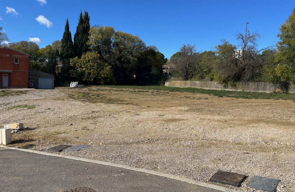 Vente terrain + maison CADENET Vaucluse