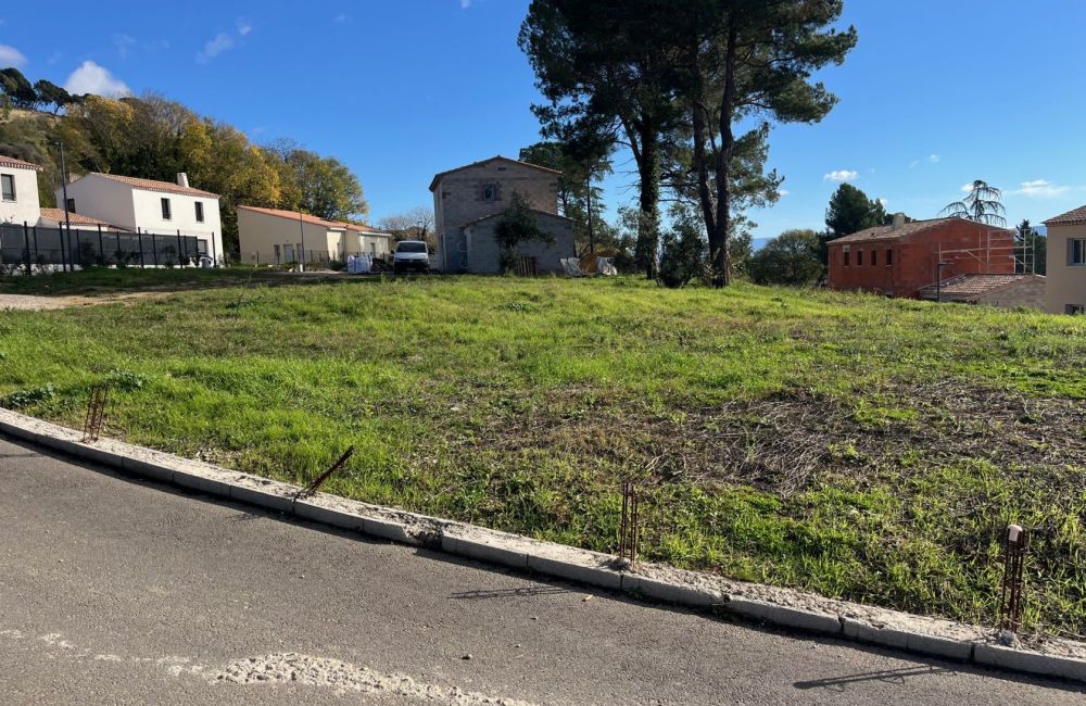 Vente terrain + maison CADENET Vaucluse