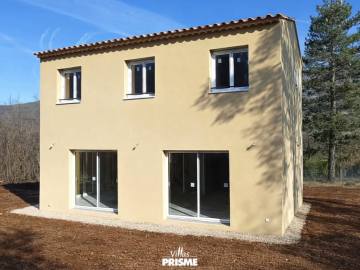 🏠 CHANTIER EN COURS dans le (06)

🗓️ Démarrage : début septembre
🧱 Travaux réalisés : enduit et façade terminés

🛠️ En cours : dernières finitions...