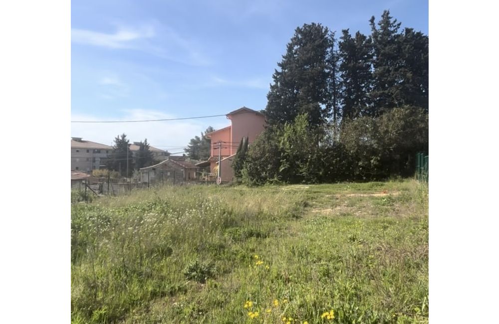 Vente terrain + maison AIX-EN-PROVENCE Bouches-du-Rhône