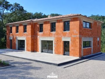 👷‍♂️ CHANTIER EN COURS dans le (06)

🏗️ Avancement : le placo est terminé
💪 Prochaine étape : démarrage des chapes, puis pose du carrelage

👷‍♂️ Conducteur...