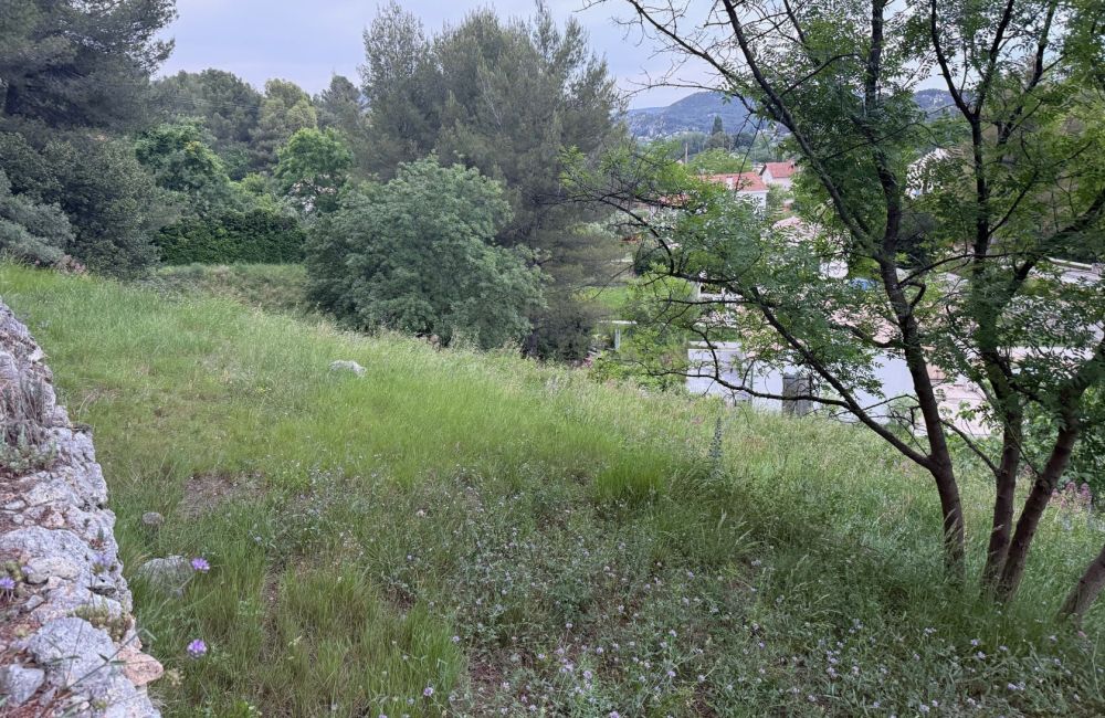 Vente terrain + maison ROQUEVAIRE Bouches-du-Rhône