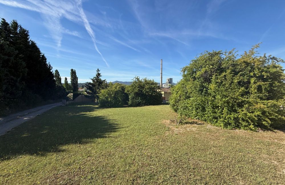 Vente terrain + maison MEYREUIL Bouches-du-Rhône