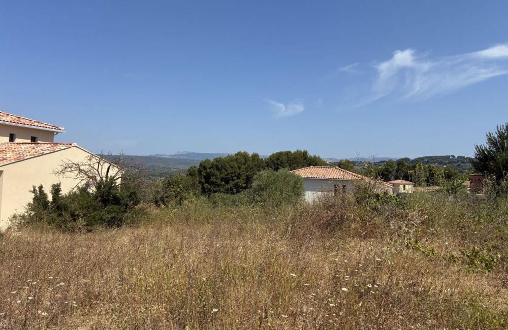 Vente terrain + maison LE CASTELLET Var