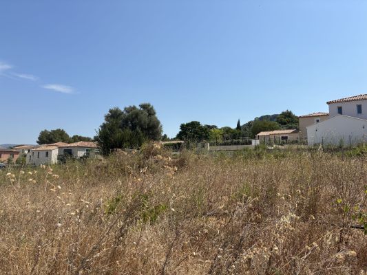 Vente terrain LE CASTELLET Var