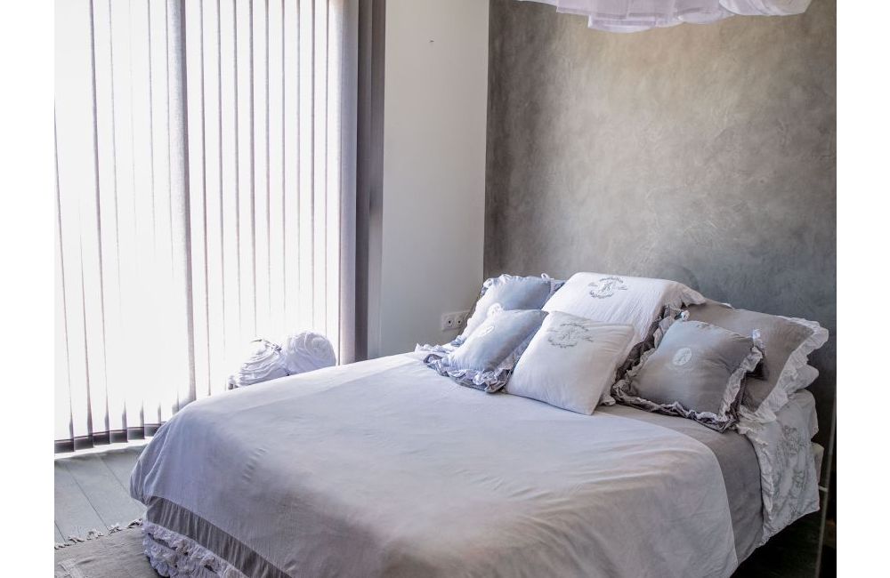 Vente terrain + maison LA FARE-LES-OLIVIERS Bouches-du-Rhône
