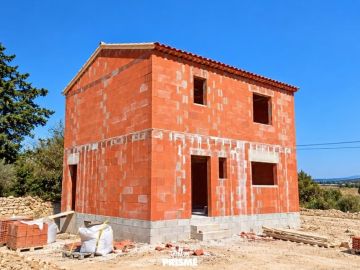🏗️ CHANTIER EN COURS dans le (13) !

Les travaux avancent sur cette maison individuelle à étage d’environ 90 m² signée Villas Prisme. 🏡

Au programme pour...