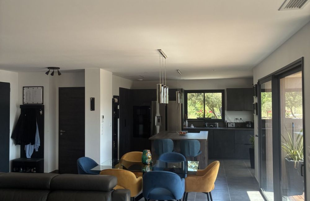 Vente terrain + maison MENERBES Vaucluse