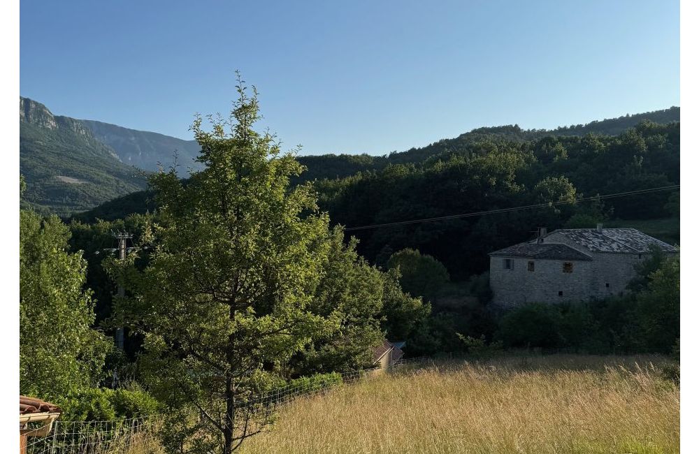 Vente terrain + maison NOYERS-SUR-JABRON Alpes-de-Haute-Provence