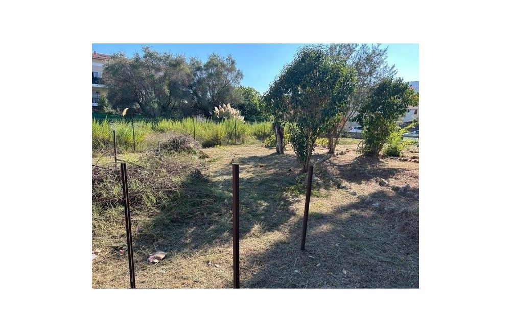 Vente terrain LA ROQUETTE-SUR-SIAGNE Alpes-Maritimes