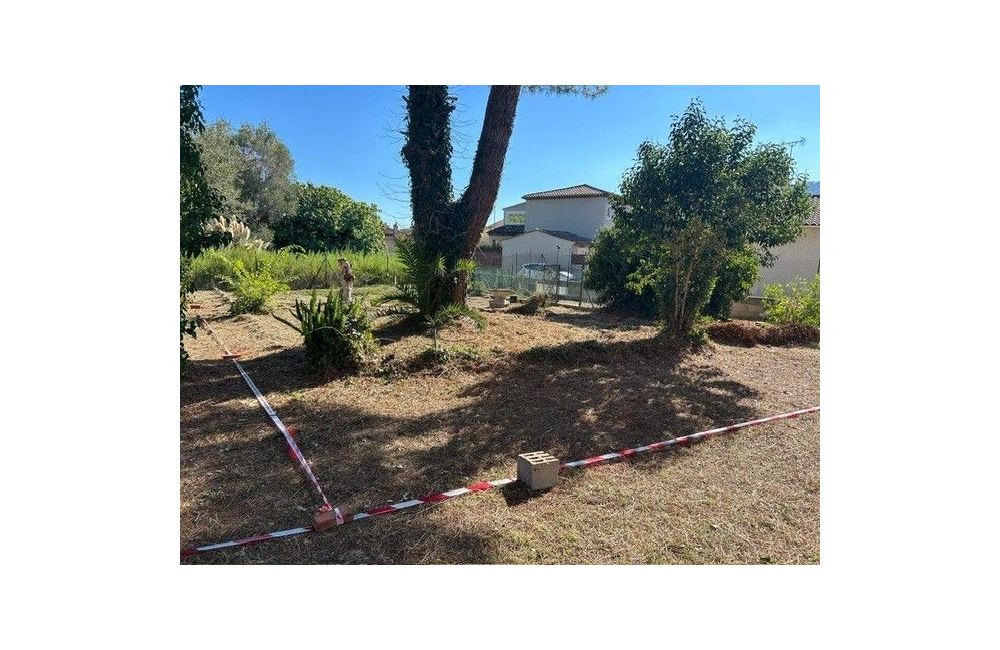 Vente terrain LA ROQUETTE-SUR-SIAGNE Alpes-Maritimes