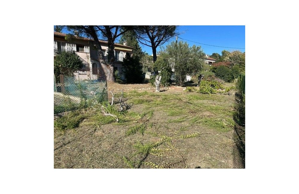 Vente terrain LA ROQUETTE-SUR-SIAGNE Alpes-Maritimes