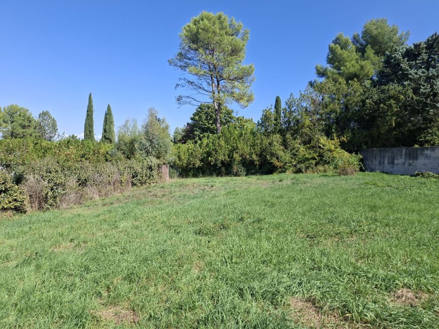 Vente terrain VENELLES Bouches-du-Rhône